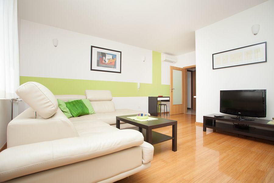 Kuvi Apartments Ровинь Экстерьер фото